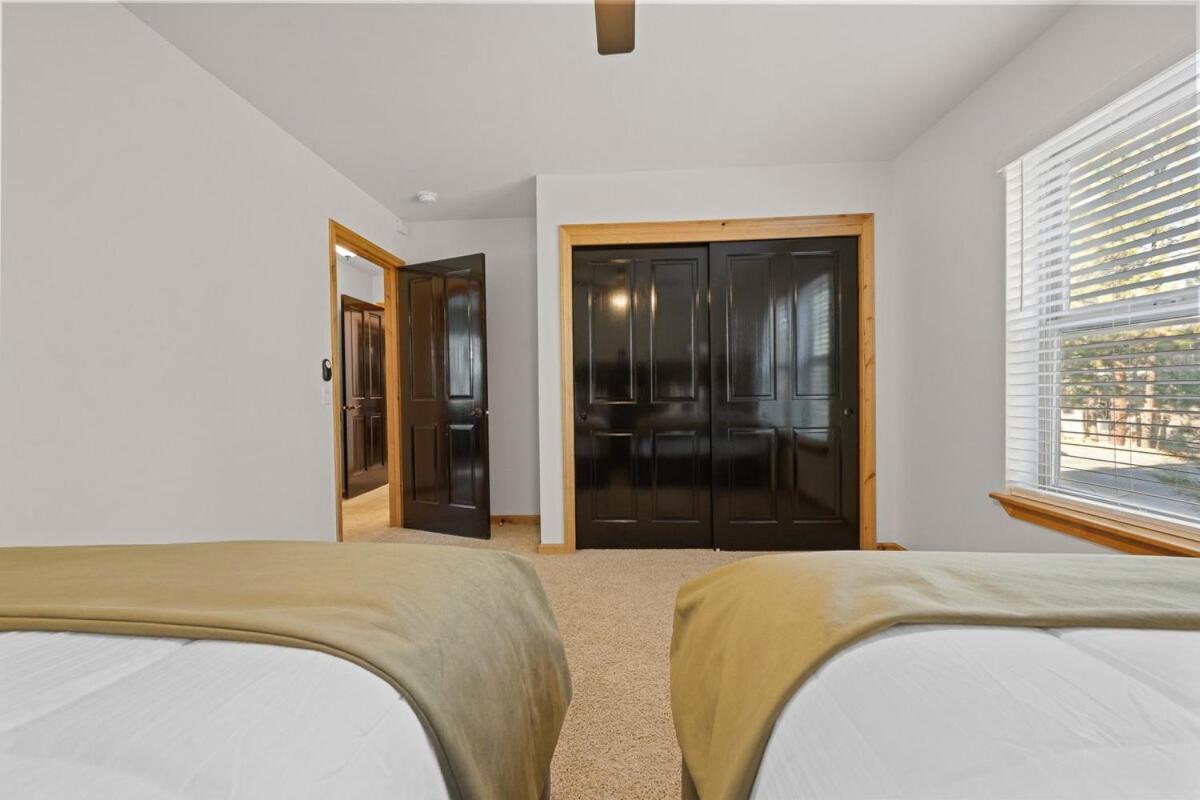 New Serenity Lodge Base Of Snow Summit Hot Tub Big Bear Lake Buitenkant foto