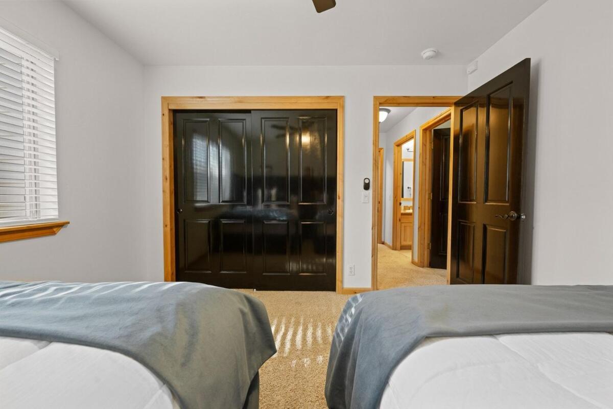 New Serenity Lodge Base Of Snow Summit Hot Tub Big Bear Lake Buitenkant foto